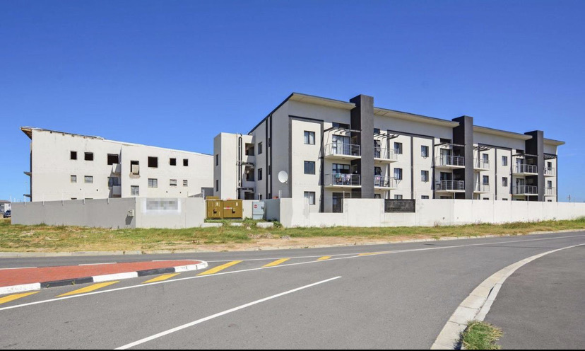 3 Bedroom Property for Sale in Parklands East Western Cape